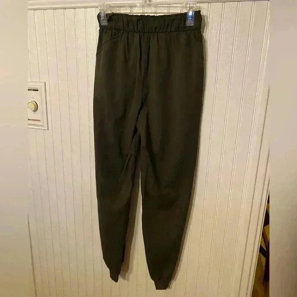 Lululemon Olive Green Stretch High Rise Jogger Pants size 4 - Picture 7 of 9